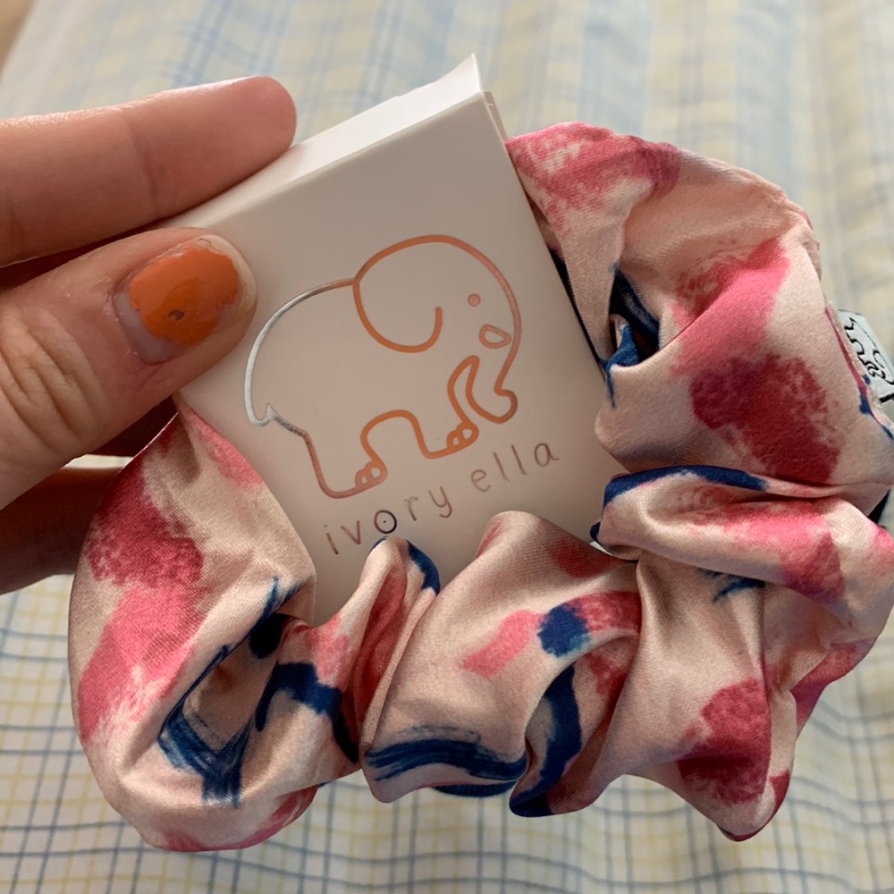 Ivory Ella Scrunchies Set